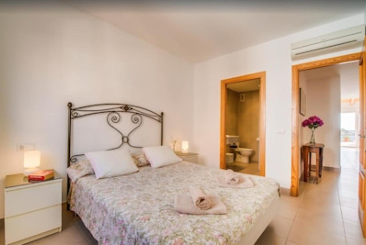 Es Port Penthouse Lägenhet Santanyí Exteriör bild