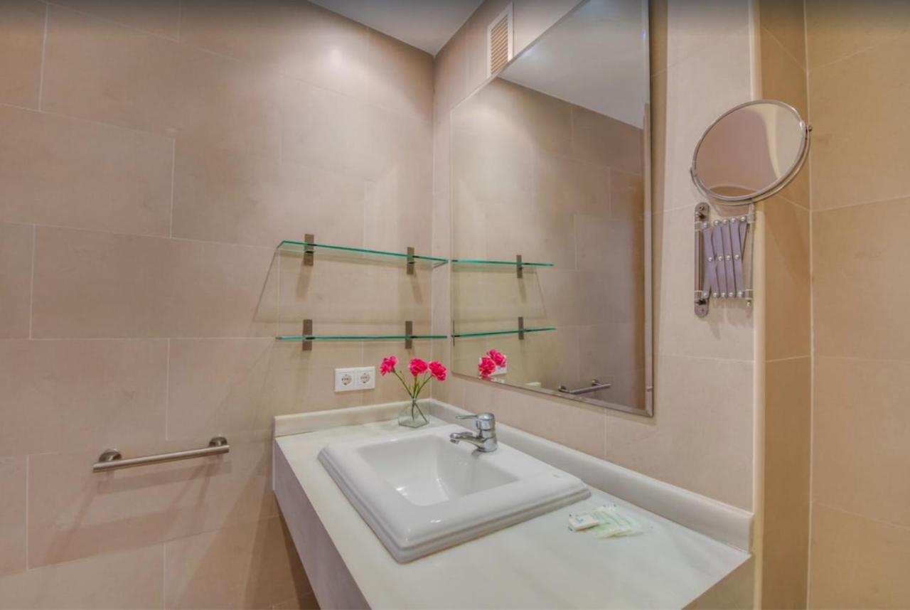 Es Port Penthouse Lägenhet Santanyí Exteriör bild